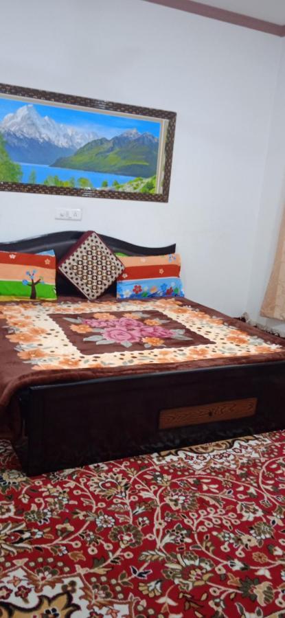 مبيت وإفطار Srīnagar Mir Manzil المظهر الخارجي الصورة
